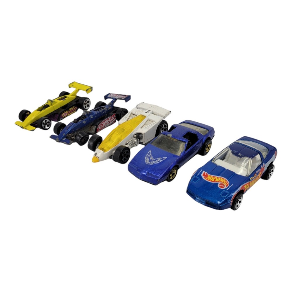 Vintage Hot Wheels Diecast Racing Car Set Corvette Formula Racer Lot of 5